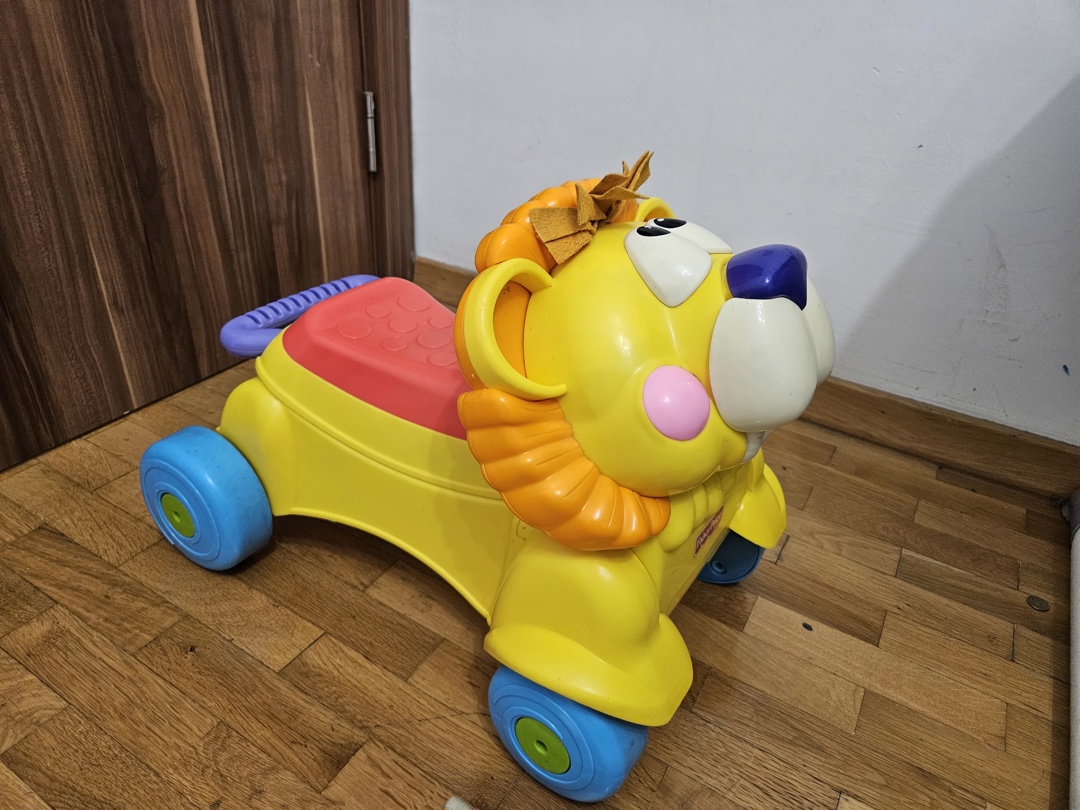 Проходилка/уокър камионче FISHER PRICE лъв