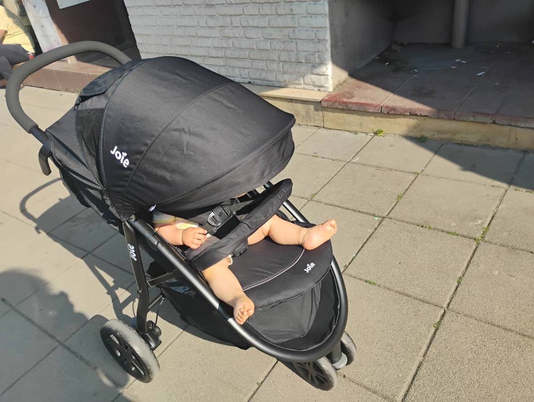 Бебешка количка