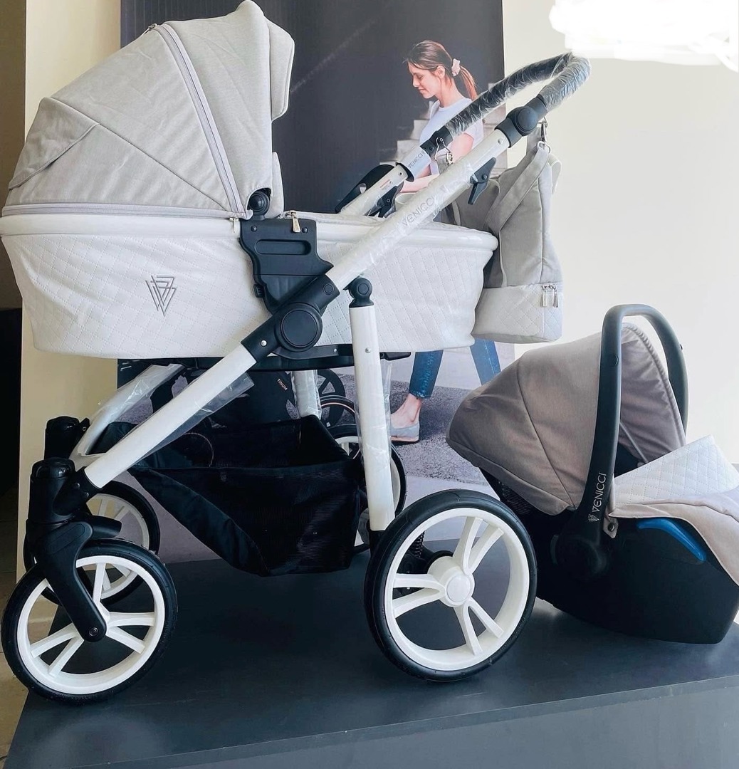 Бебешка количка Venicci Pure 3в1 комплект
