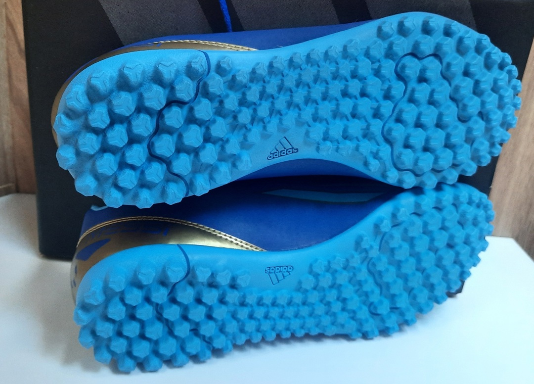 Adidas Messi Club TF J-№ 36 и2/3-детски футболни о