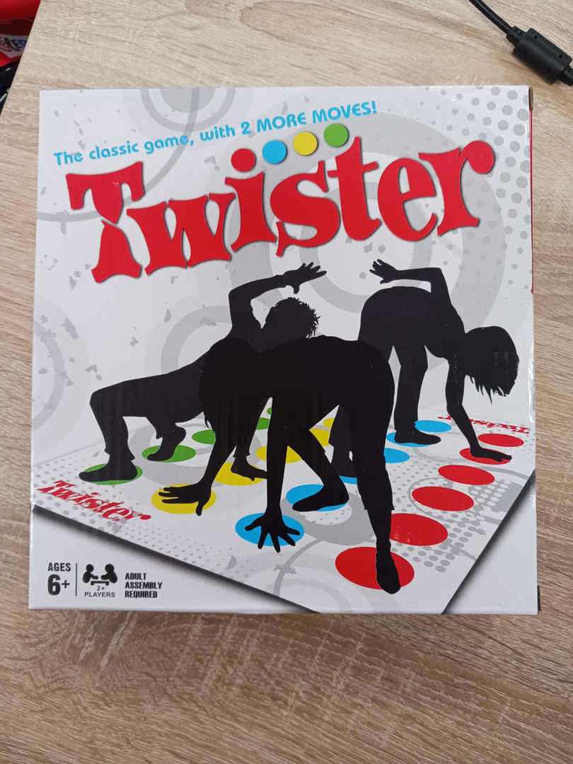 Игра Туистър