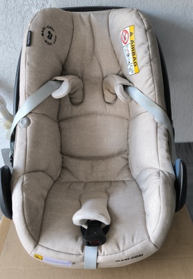 Продавам нова количка Maxi Cosi Lila XP 3в1 + пода