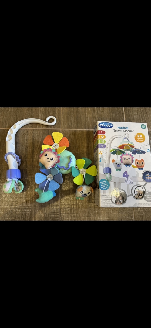 Музикална играчка/въртележка