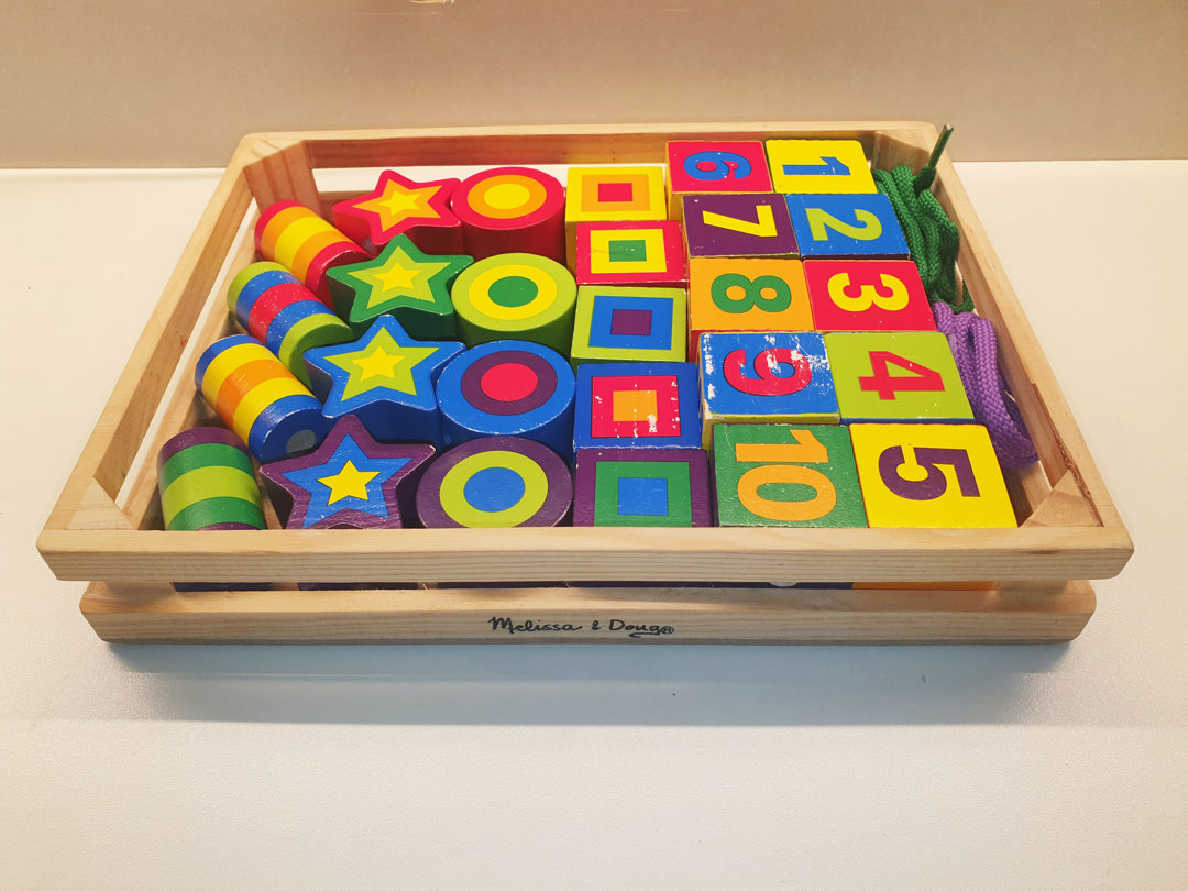 Дървени образователни играчки