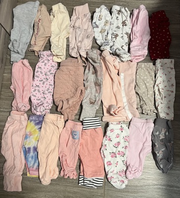 Продавам дрешки за момиче от 0-3 месеца