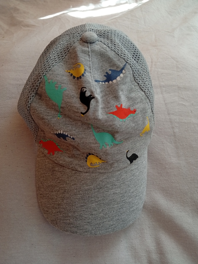 Лятна шапка