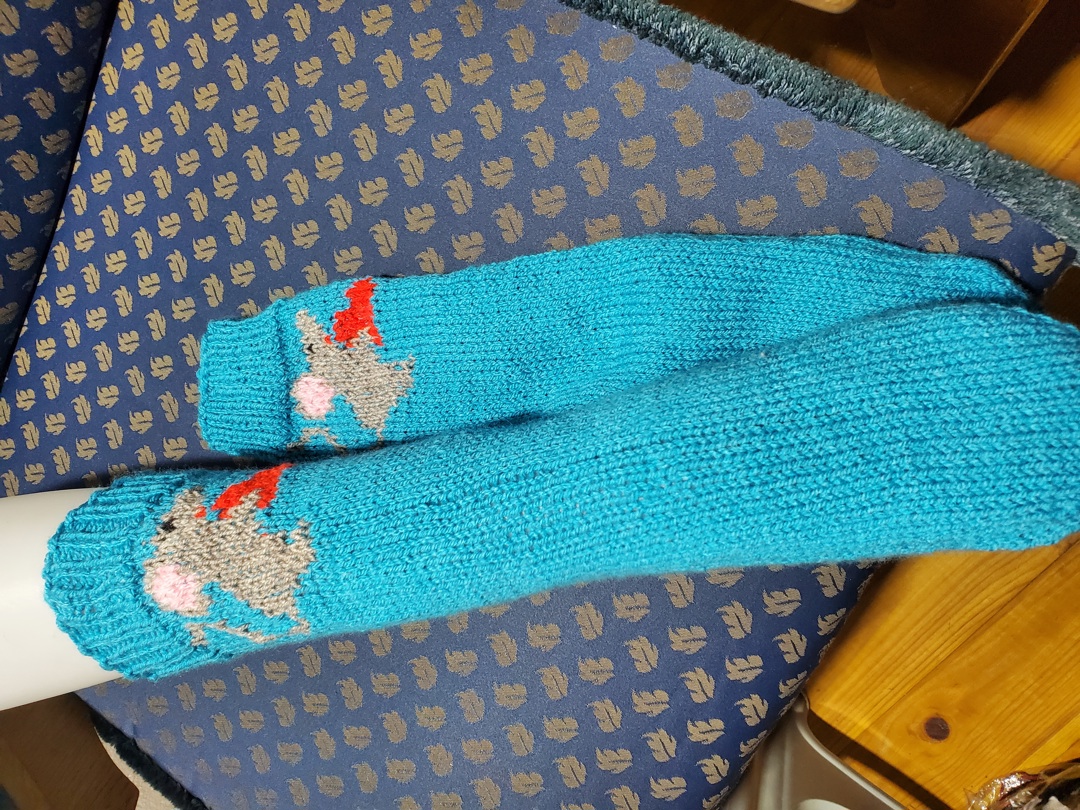 Ръчно плетени детски чорапи размер 38