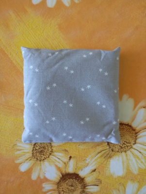 Възглавничка с черешови костилки