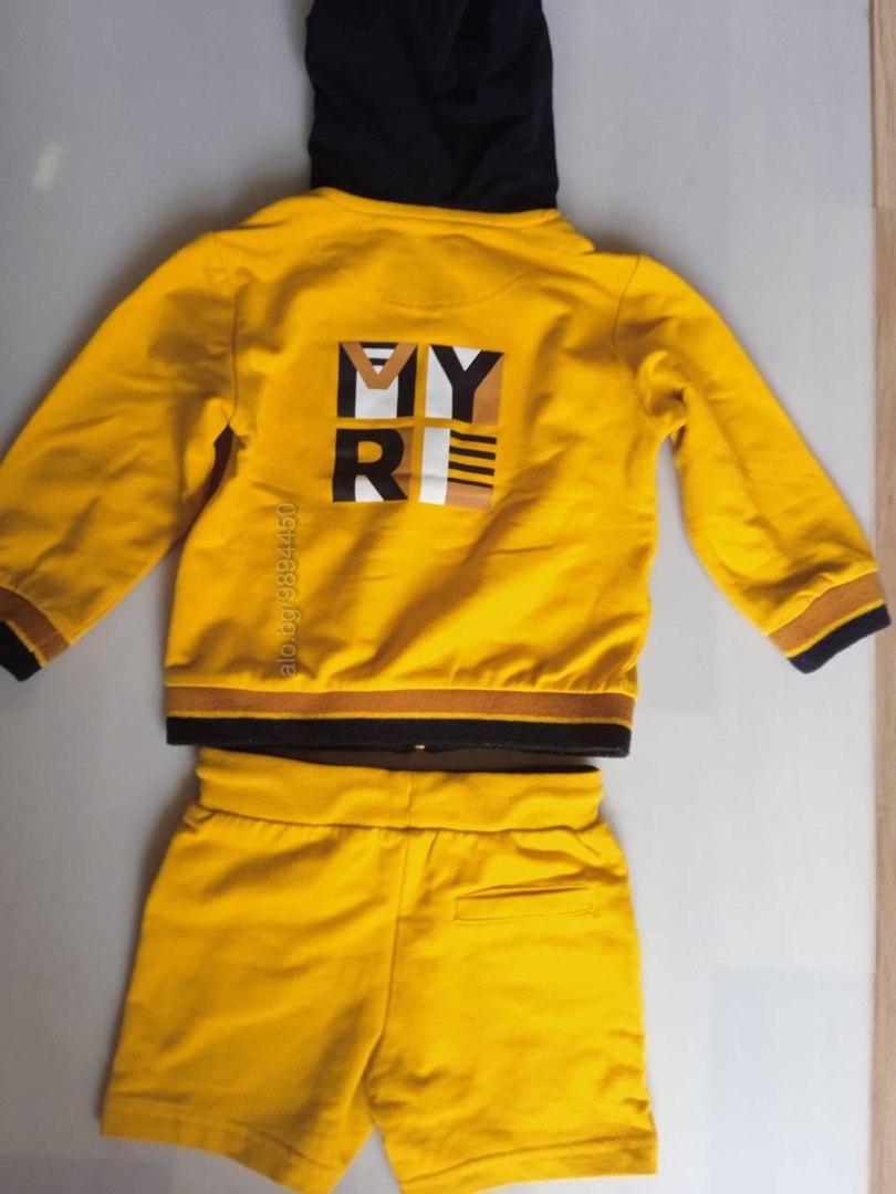 Комплект суичър шорти 80 размер