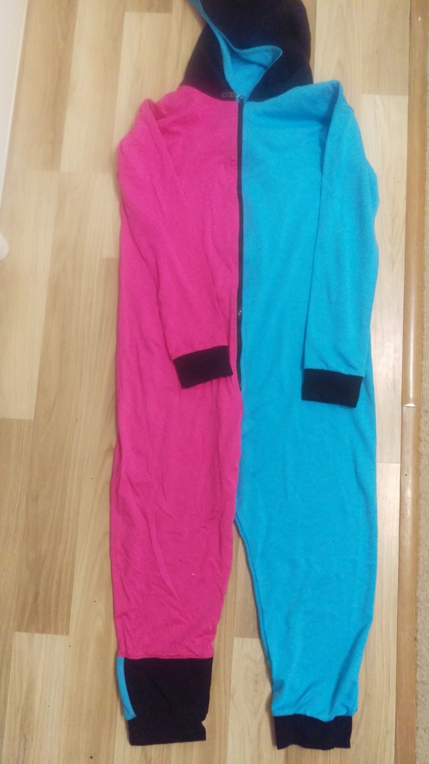 Гащеризон със качулка, трикотаж