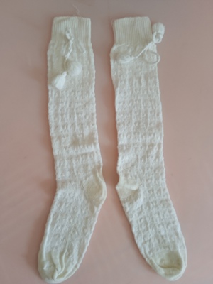 Голфове чорапи с помпони стъпало 17 см