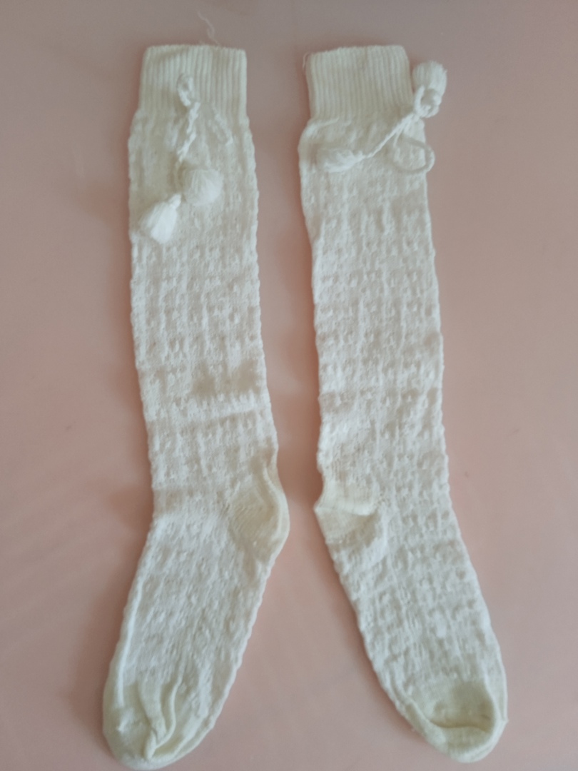 Голфове чорапи с помпони стъпало 17 см