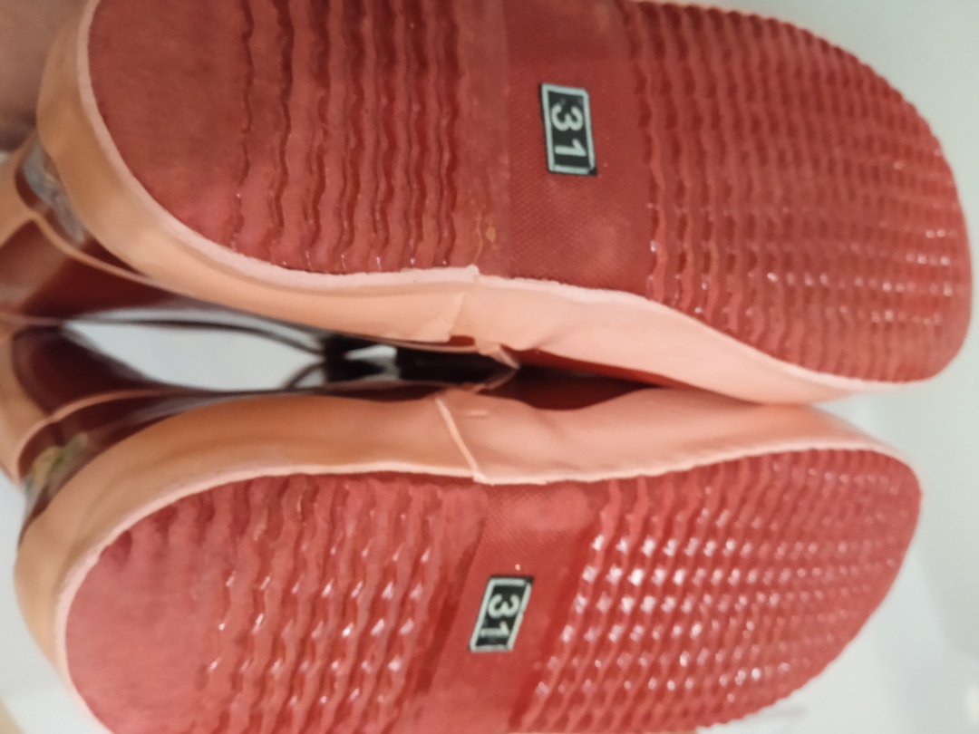 Ботуши гумени Обувки размер 31