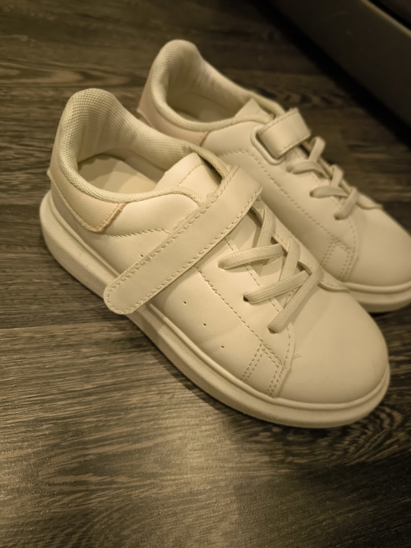 Маратонки за момиче