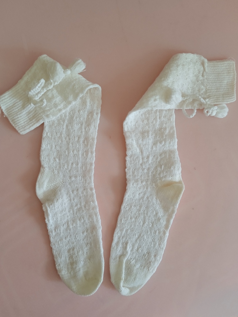 Голфове чорапи с помпони стъпало 17 см