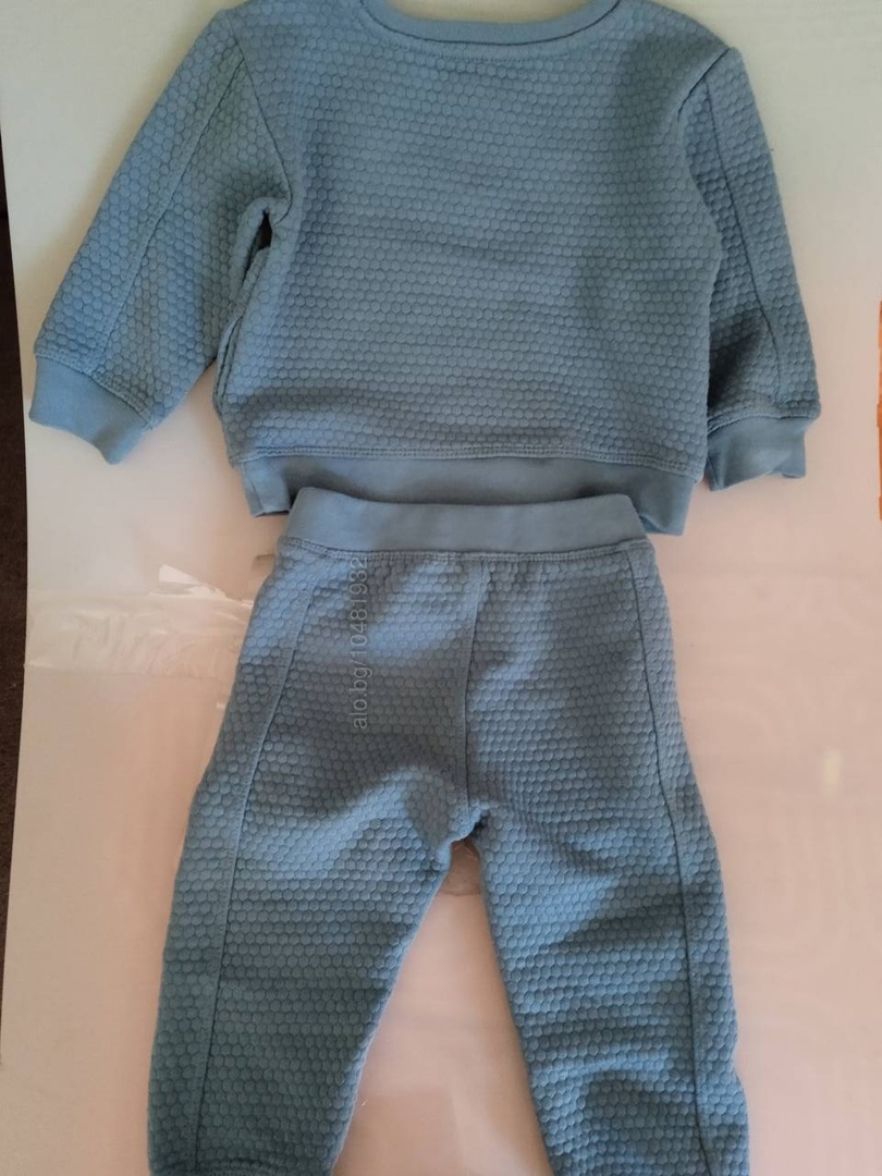 Костюм топъл бебешки DKNY размер до 86 см