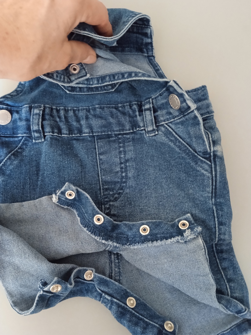 Бебешки дънков гащеризон шорти размер 74/80 см