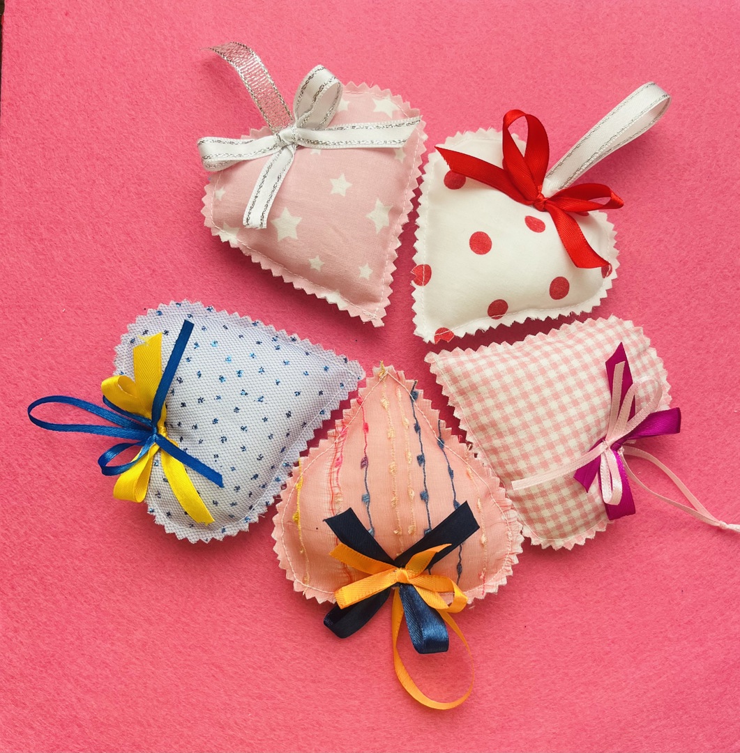 Коледни висулки за елха