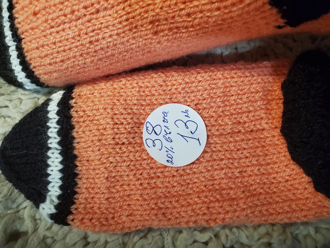 Ръчно плетени детски чорапи размер 38