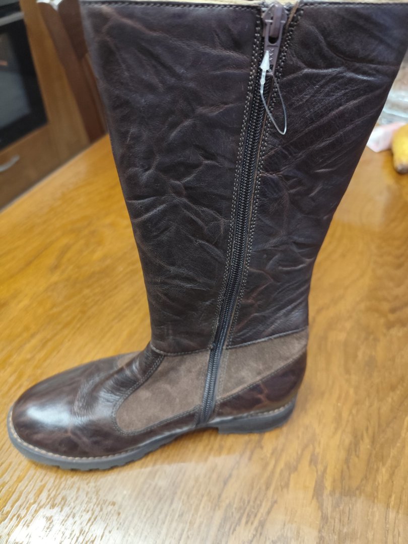 Ботуши Hush Puppies номер 34 ест. кожа + подарък