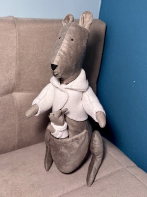 Кенгуру с малко кенгурче