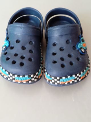 Чехли тип крокс размер 23