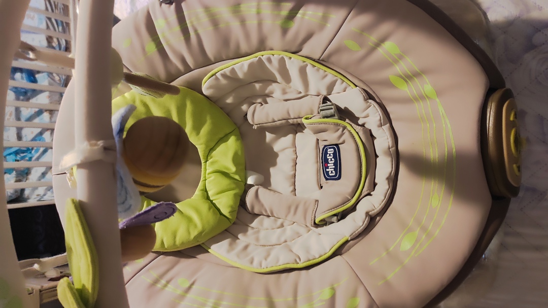 Chicco Бебешки шезлонг Jolie