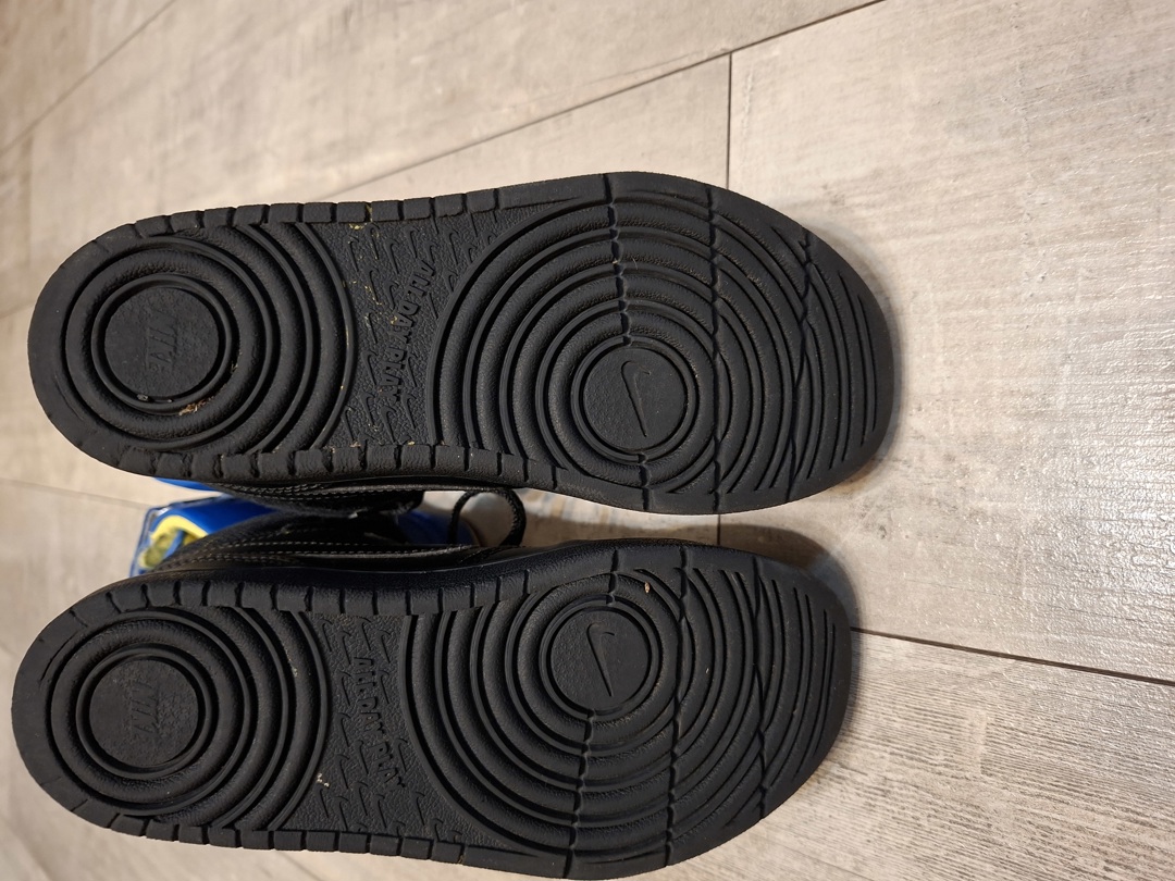 Маратонки NIKE и боти Ponki 33н