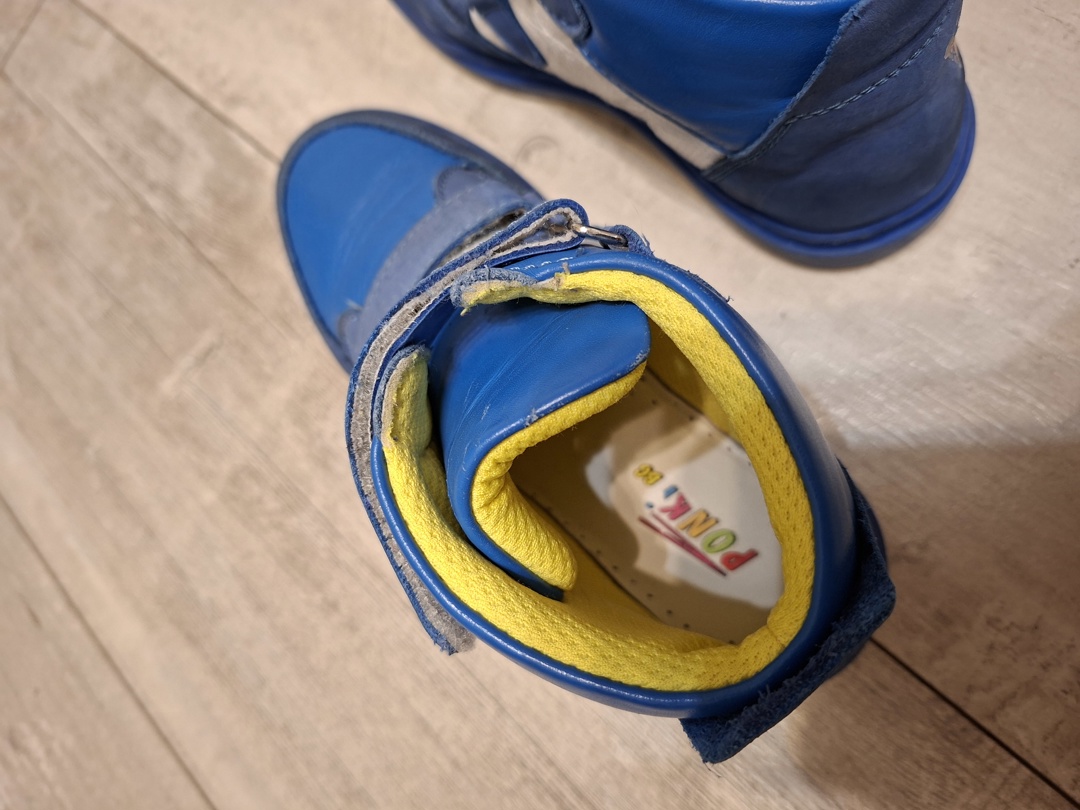 Маратонки NIKE и боти Ponki 33н