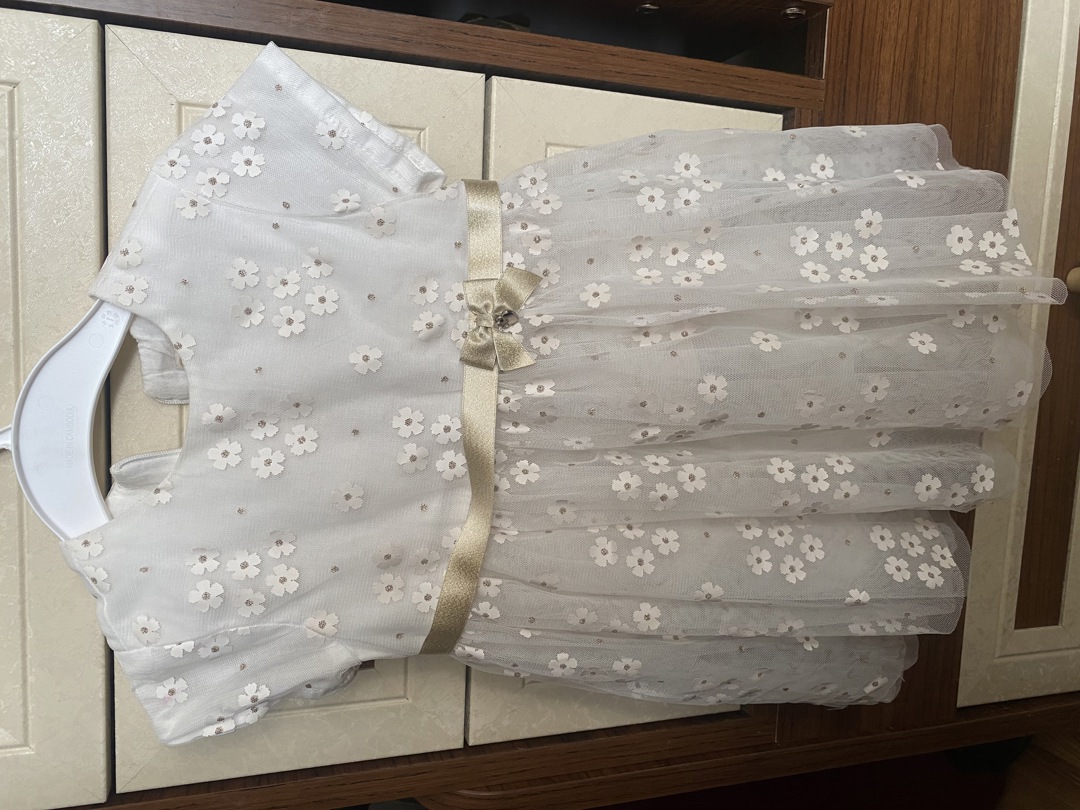 Официална рокля