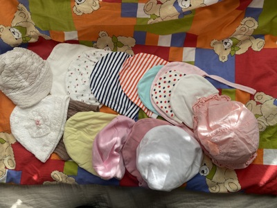 Шапки за момиче лот