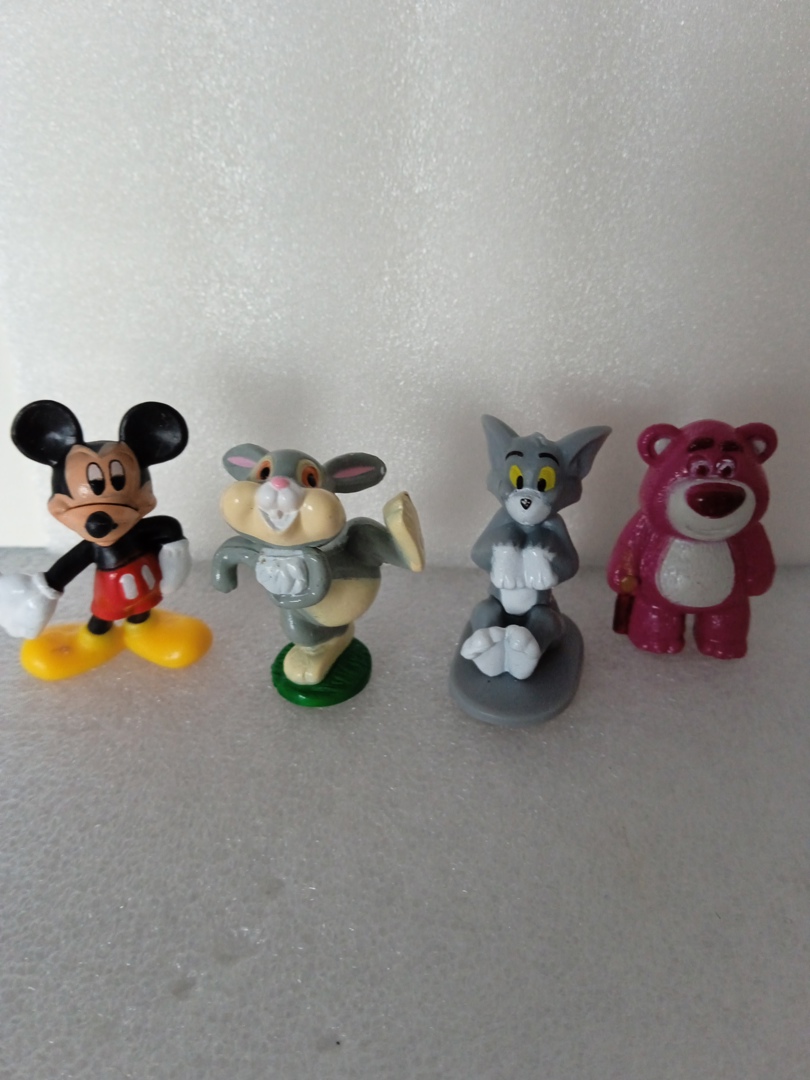 Фигурки различни