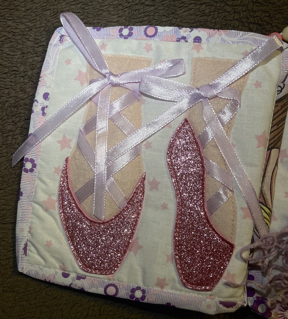 Тиха книжка за момиче