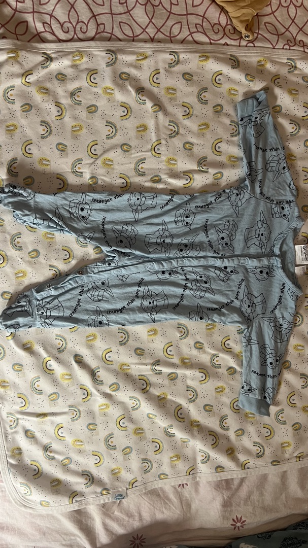 Бебешки дрехи