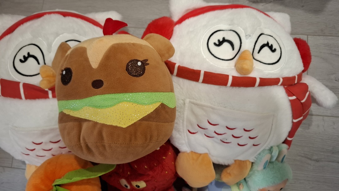 Колекция от плюшени играчки в отлично състояние