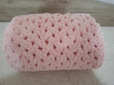 Ръчно плетено одеало за бебе