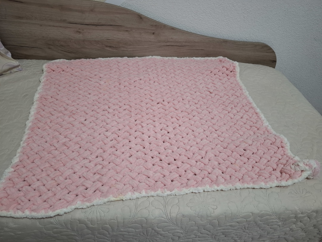 Ръчно плетено одеало за бебе