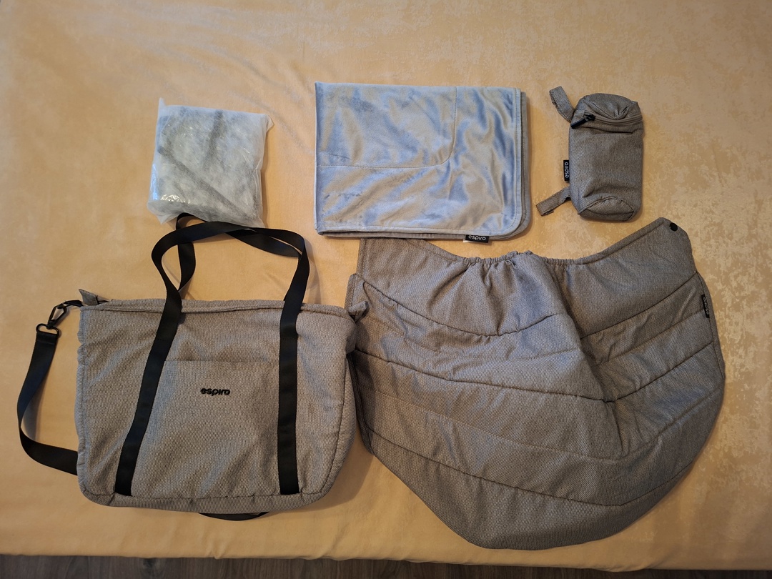 Бебешка количка 2 в 1 Espiro Husky