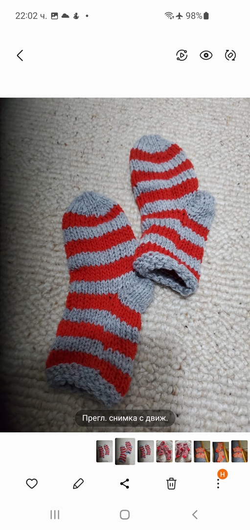 Ръчно плетени чорапки за бебе от 3 до 6 месеца