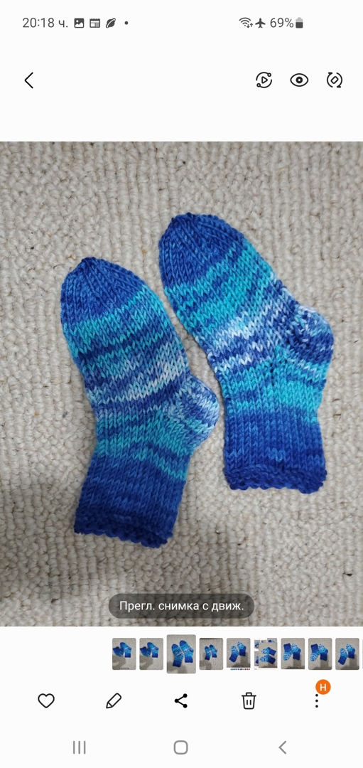 Ръчно плетени бебешки чорапки,от6 до 12 месеца