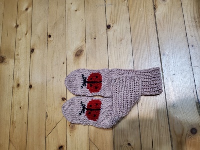 Ръчно плетени чорапки от вълна,ходило 20 см.