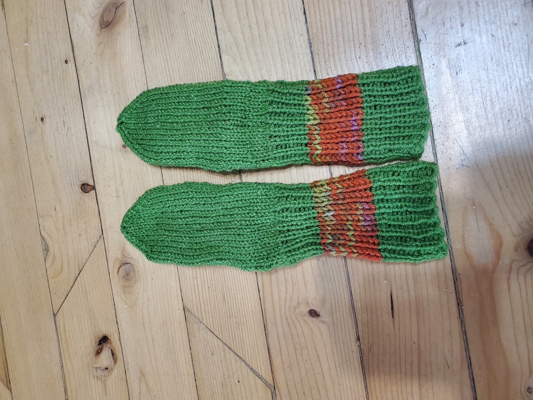 Ръчно плетени чорапки,ходило 17 см