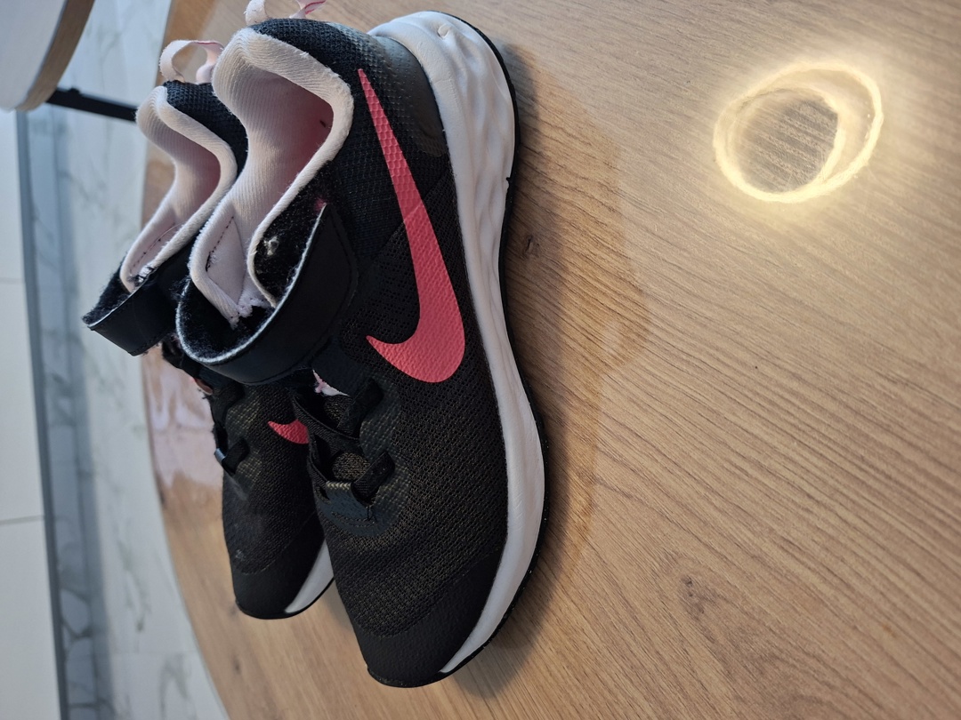 Детски маратонки за момиче